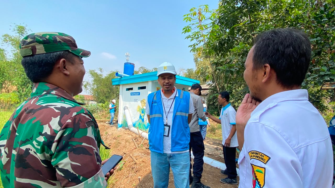 Sinergi PLN UP2B Jawa Barat dan UP3 Majalaya Dukung Pengairan Sawah Petani di Mekarsari