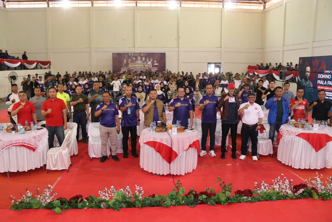 Turnamen Domino Piala Panglima TNI Jadi Ajang Perkuat Sinergi TNI-Polri dan Masyarakat di Garut