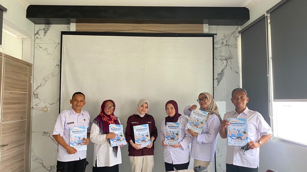 Mahasiswa Profesi Psikolog UNISBA Perkuat Komunikasi Suportif Pekerja Sosial untuk Dampingi WBS